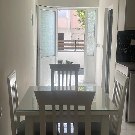 Sunflower Apartments Sarande Bagian luar foto
